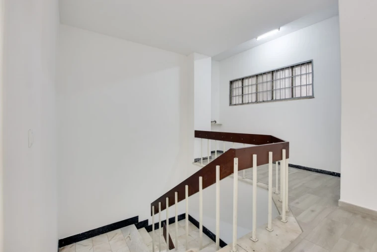 Loja para Venda em Arroios Foto 12