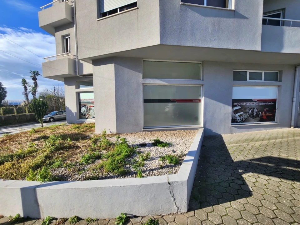 Loja para Venda em Mafamude e Vilar do Paraíso Foto 10