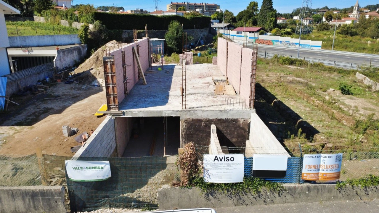 Moradia T4 para Venda em Cidade da Maia Foto 4