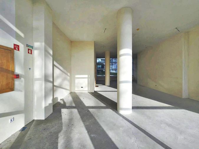 Loja para Venda em Castêlo da Maia Foto 9