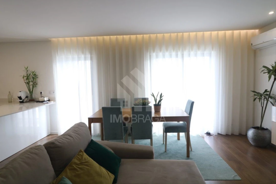 Apartamento T2 para Venda em Gualtar Foto 15