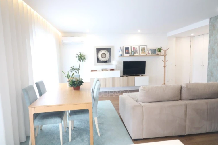 Apartamento T2 para Venda em Gualtar Foto 12