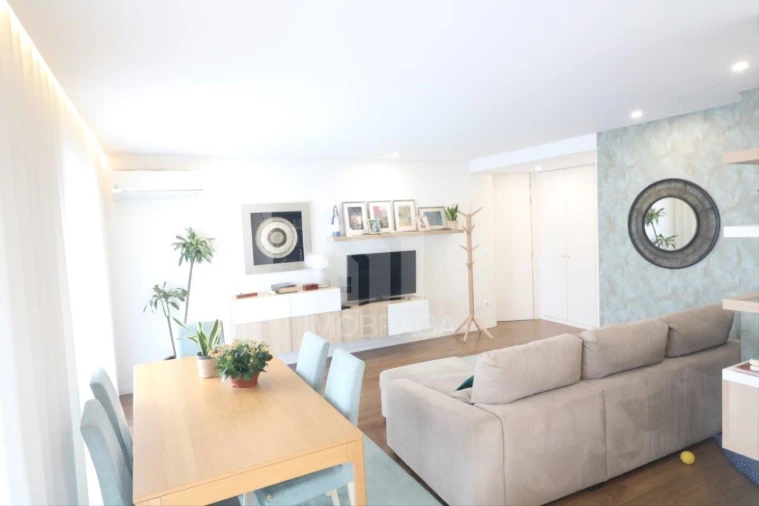 Apartamento T2 para Venda em Gualtar Foto 13