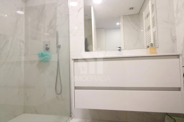 Apartamento T2 para Venda em Gualtar Foto 34