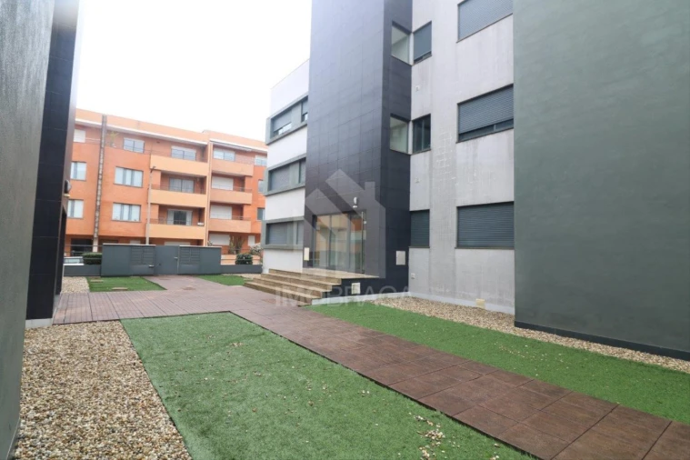 Apartamento T1 para Venda em Moledo e Cristelo Foto 18