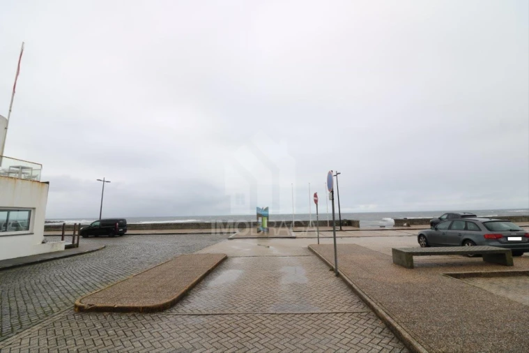 Apartamento T1 para Venda em Moledo e Cristelo Foto 31