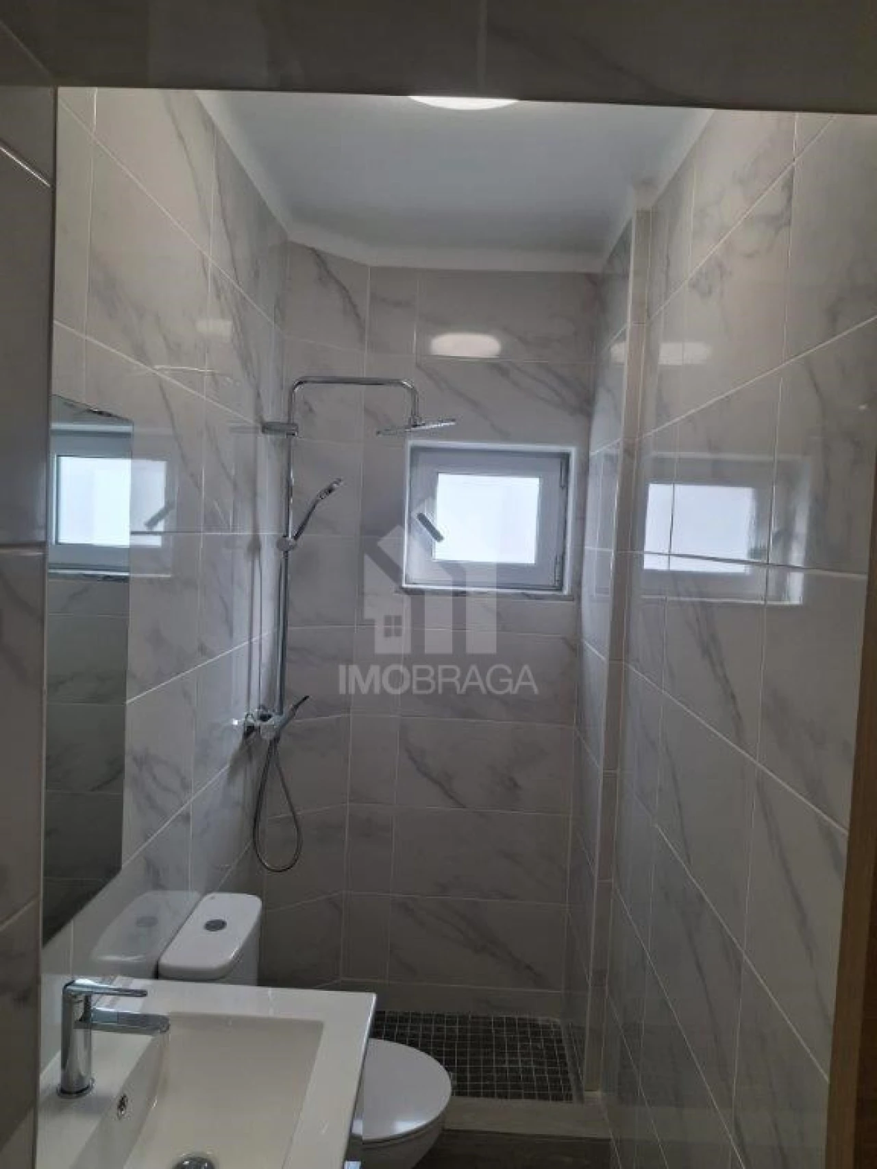 Apartamento T3 para Venda em Portimão Foto 10