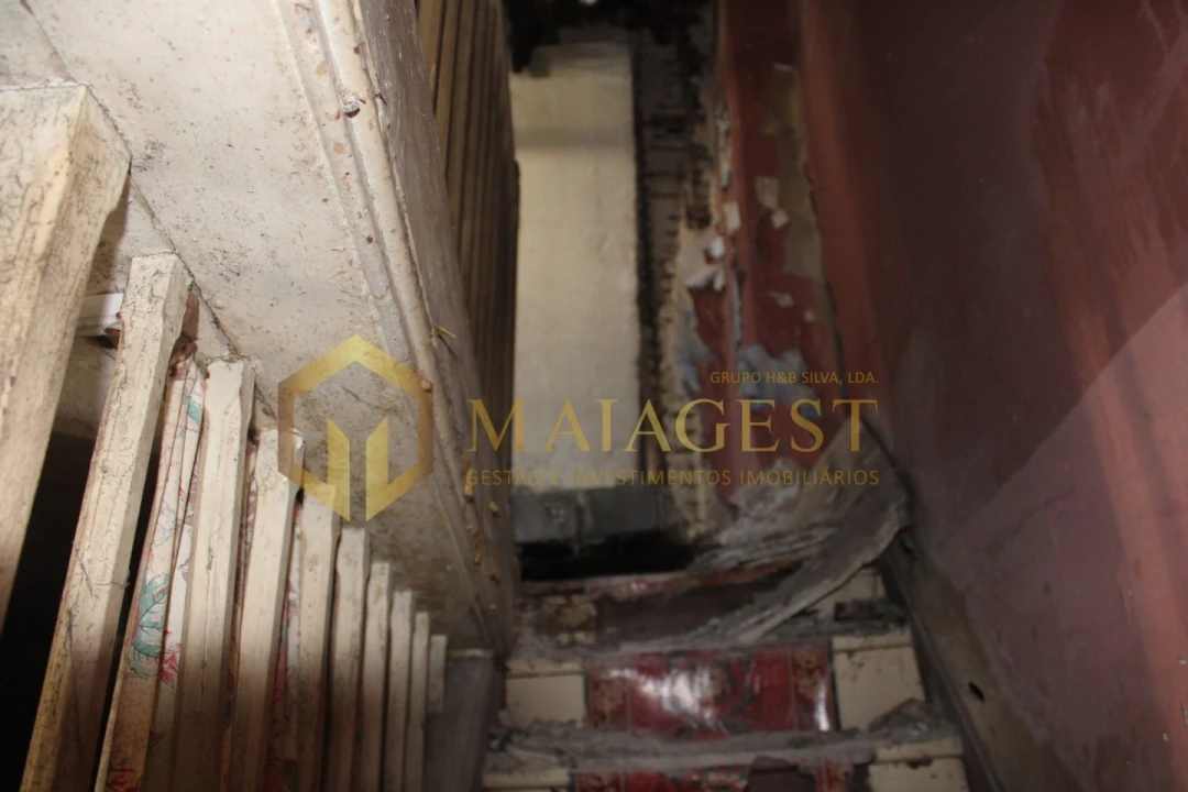 Moradia T1 para Venda em Mafamude e Vilar do Paraíso Foto 32