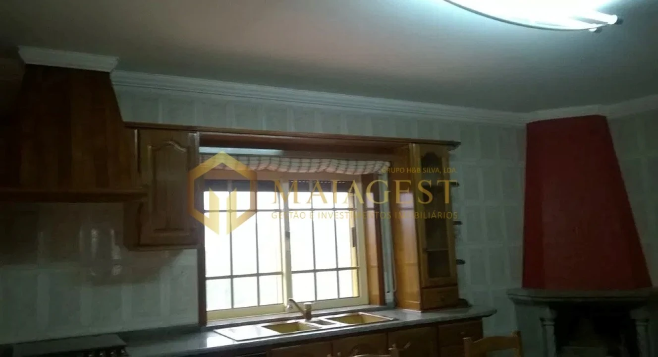 Moradia T3 para Arrendamento em Sanguedo Foto 11