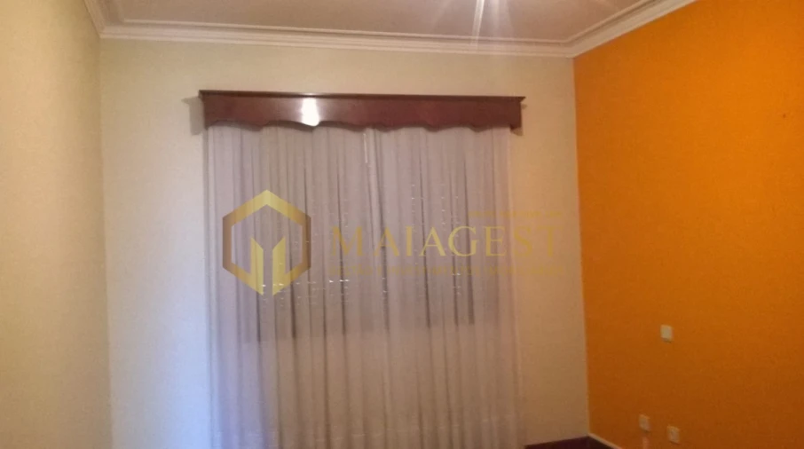 Moradia T3 para Arrendamento em Sanguedo Foto 23