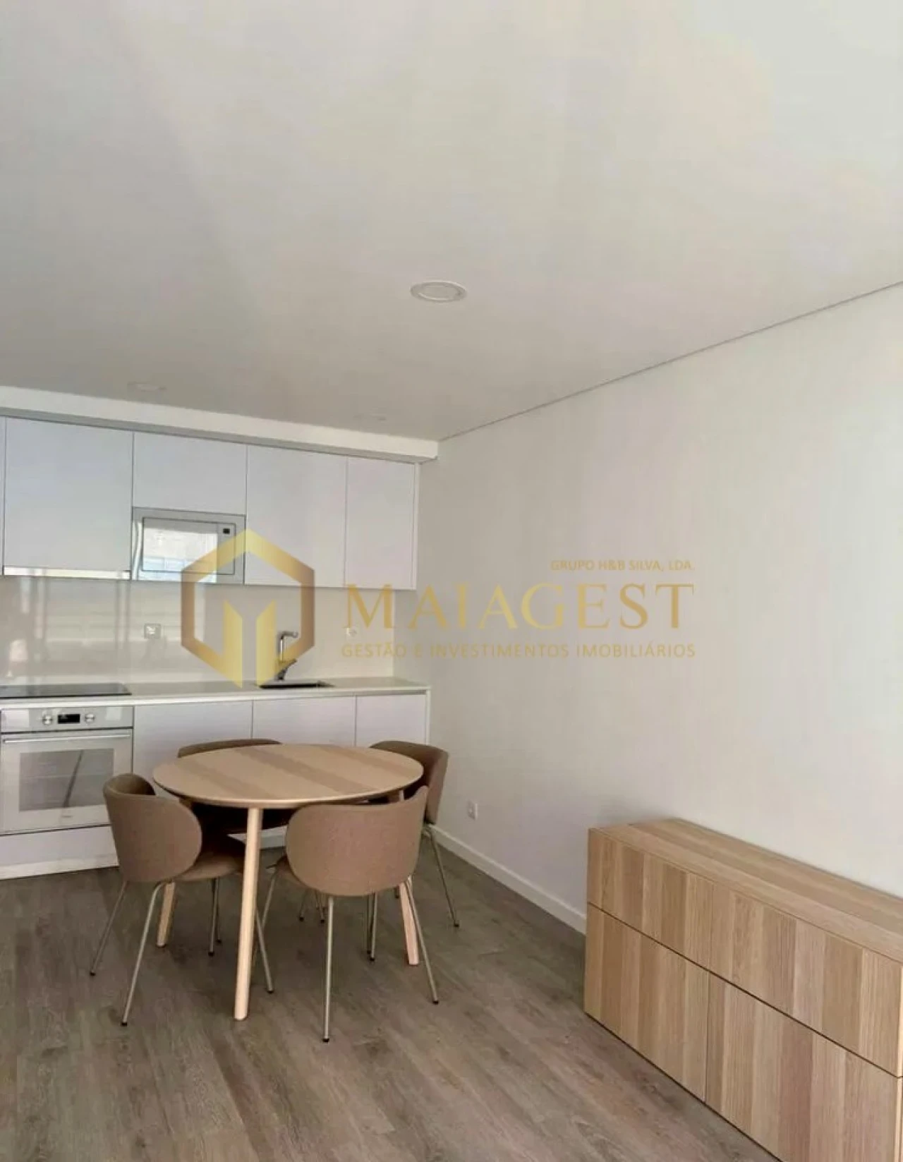 Apartamento T1 para Arrendamento em Santa Marinha e São Pedro da Afurada Foto 6