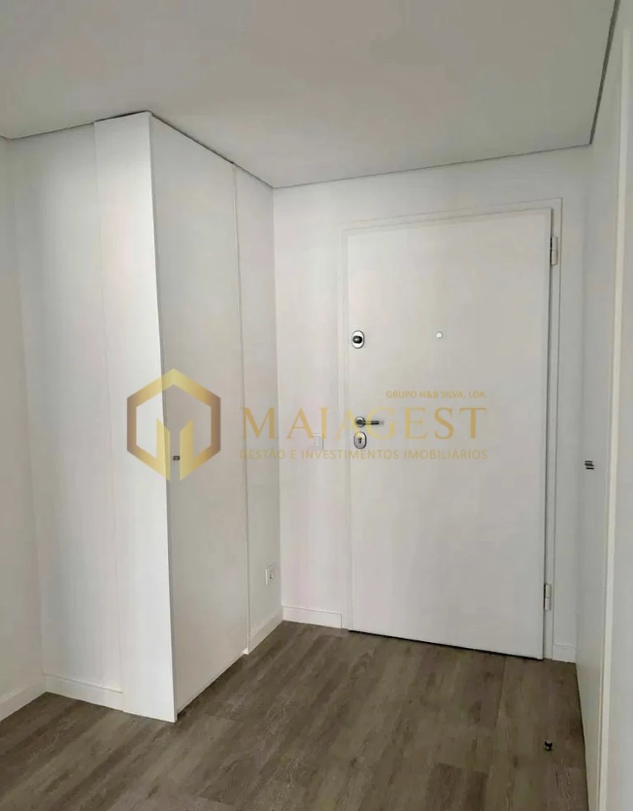 Apartamento T1 para Arrendamento em Santa Marinha e São Pedro da Afurada Foto 13