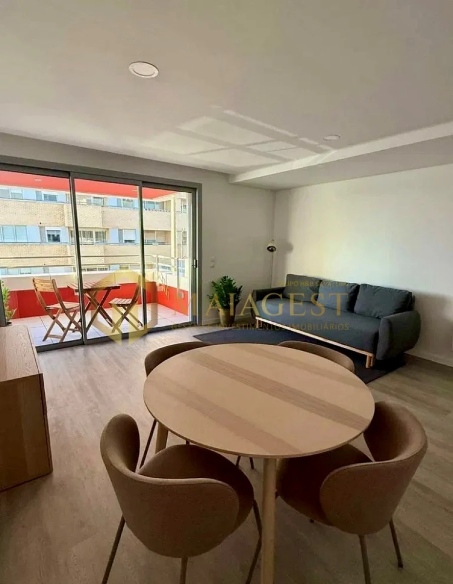 Apartamento T1 para Arrendamento em Santa Marinha e São Pedro da Afurada Foto 1