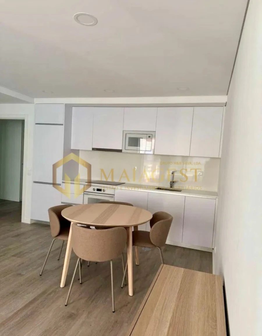 Apartamento T1 para Arrendamento em Santa Marinha e São Pedro da Afurada Foto 7