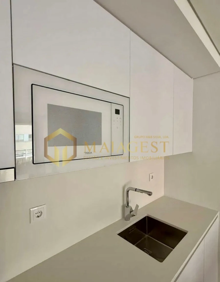 Apartamento T1 para Arrendamento em Santa Marinha e São Pedro da Afurada Foto 9