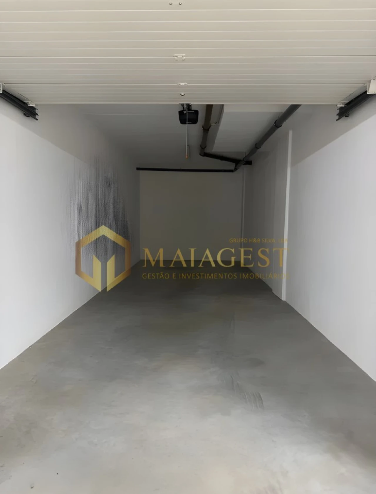 Apartamento T1 para Arrendamento em Madalena Foto 10