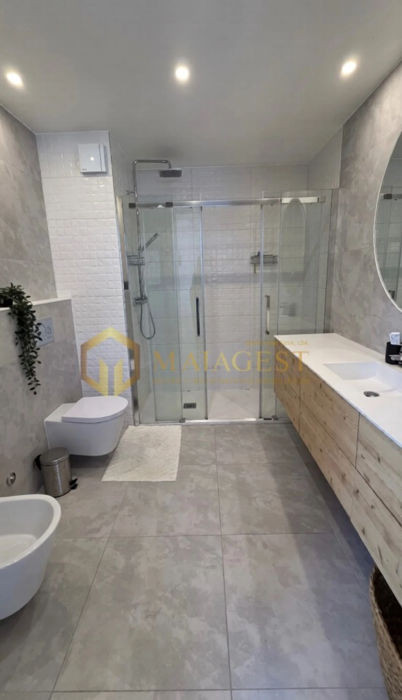 Apartamento T1 para Arrendamento em Santa Marinha e São Pedro da Afurada Foto 33