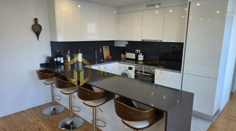 Apartamento T1 para Arrendamento em Santa Marinha e São Pedro da Afurada Foto 7