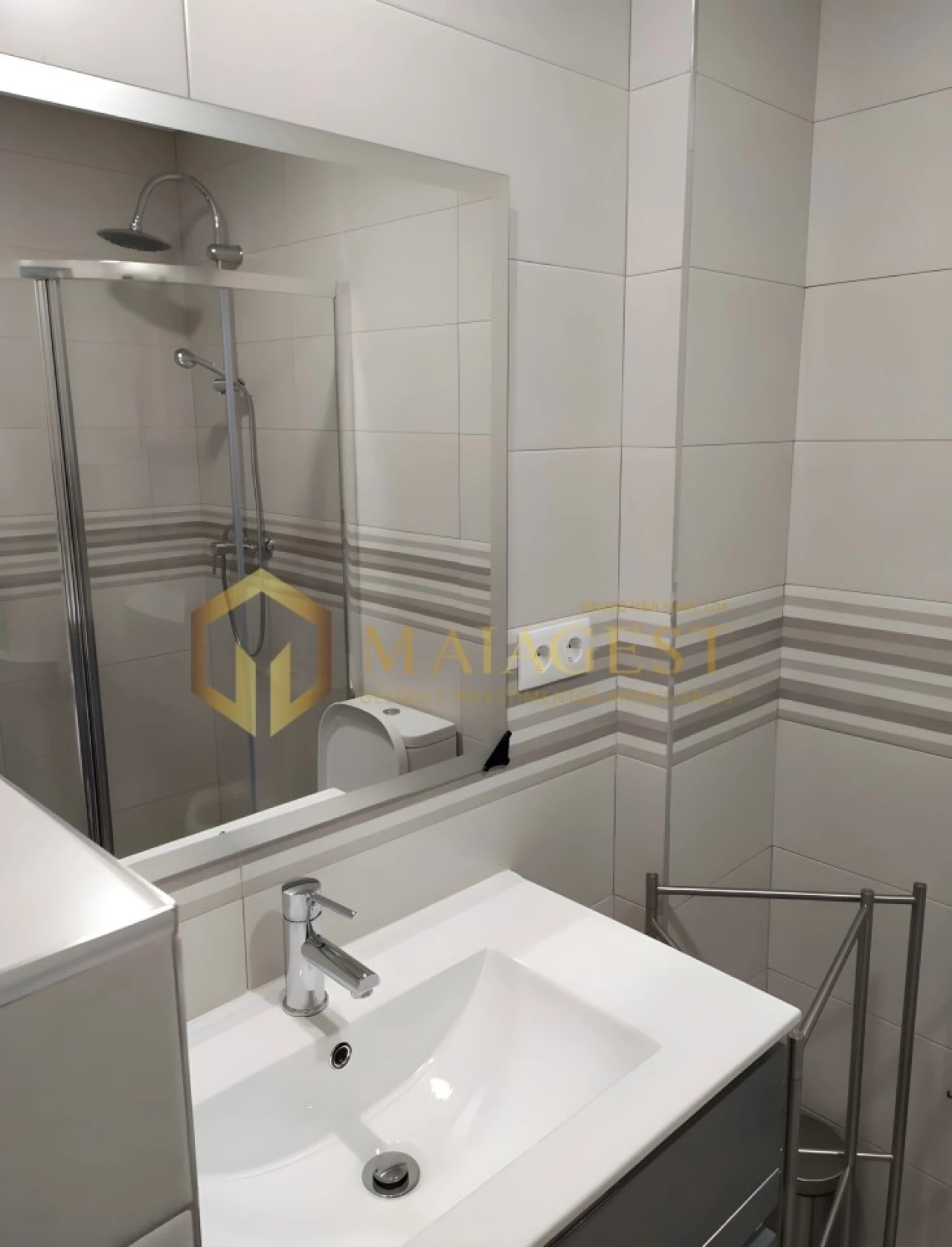 Apartamento T1 para Arrendamento em Paranhos Foto 6