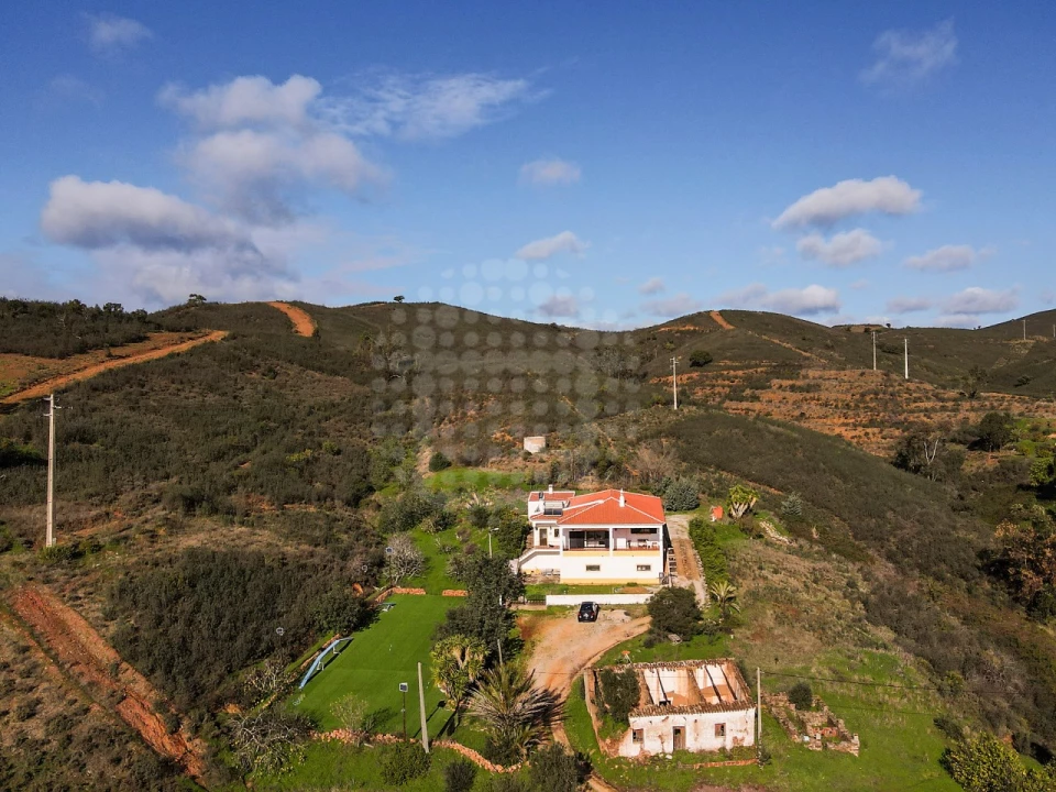 Quinta T4 para Venda em Silves Foto 1