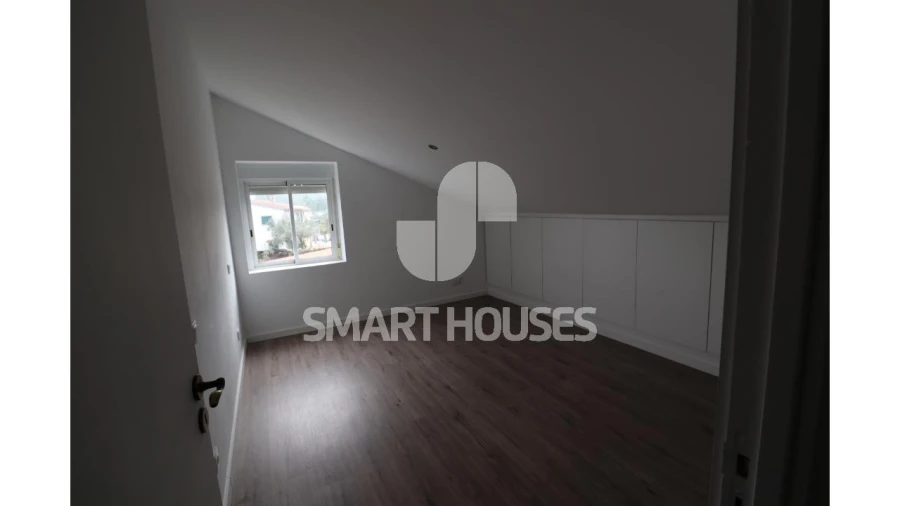 Moradia T4 para Arrendamento em Arganil Foto 21