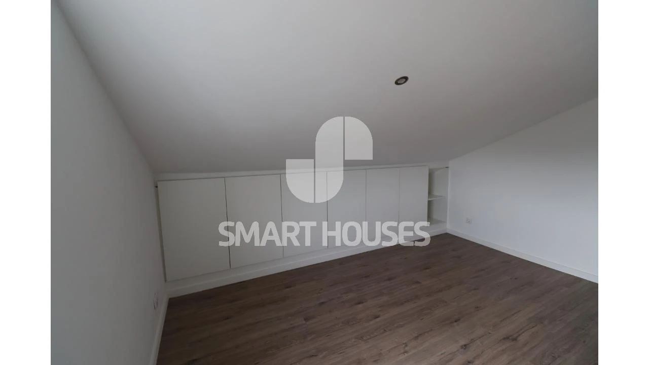 Moradia T4 para Arrendamento em Arganil Foto 23