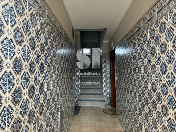 Apartamento T2 para Venda em Abraveses Foto 2