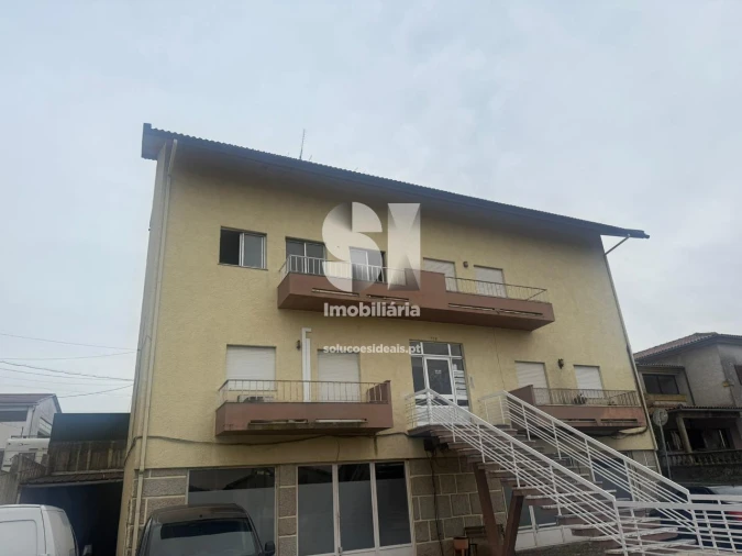 Apartamento T2 para Venda em Abraveses Foto 24