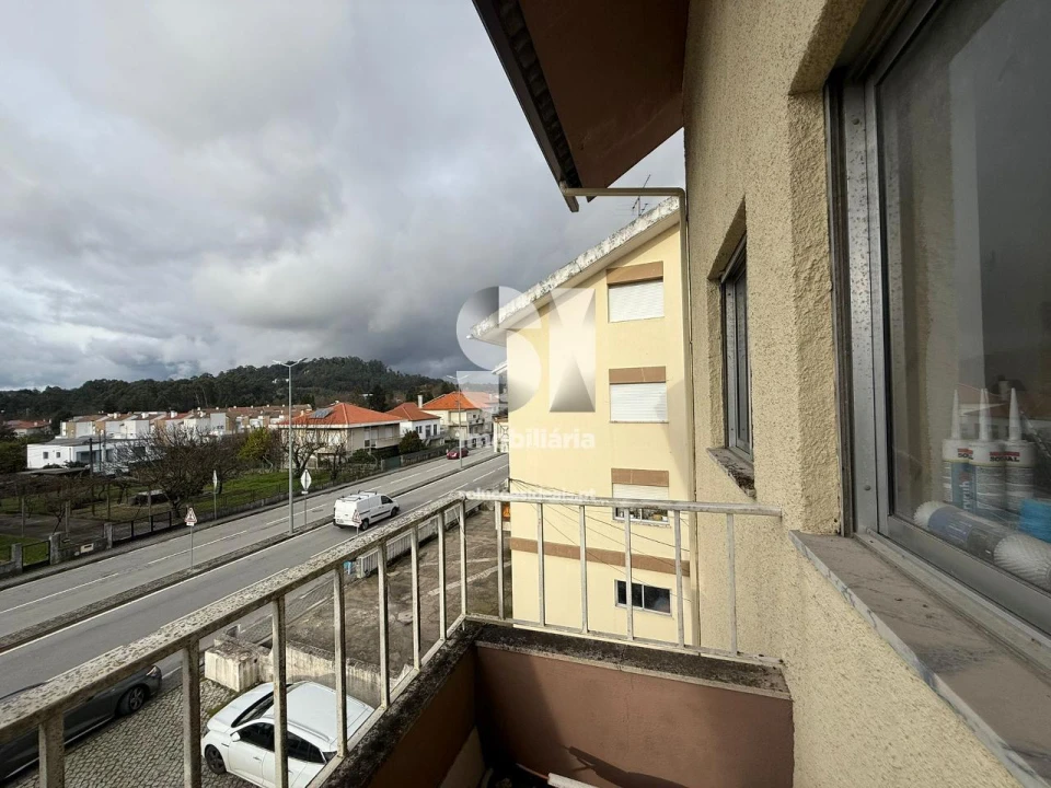 Apartamento T2 para Venda em Abraveses Foto 14