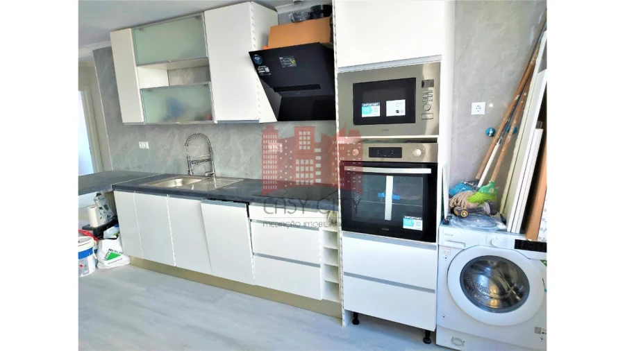 Apartamento T2 para Venda em Benfica Foto 8