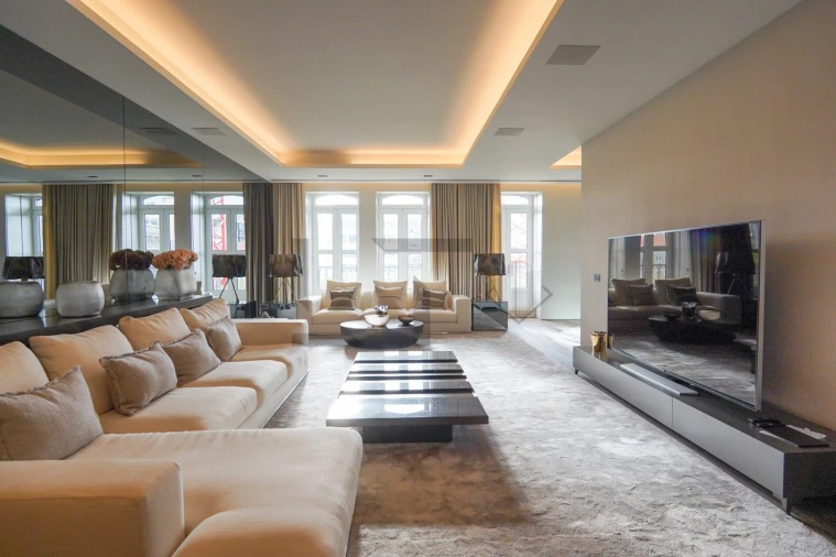 Apartamento T3 para Venda em Santo António Foto 2