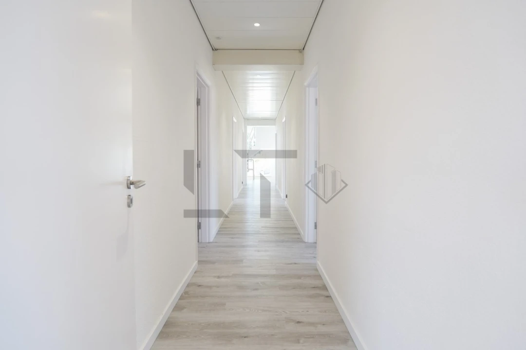 Prédio para Arrendamento em Alfragide Foto 76