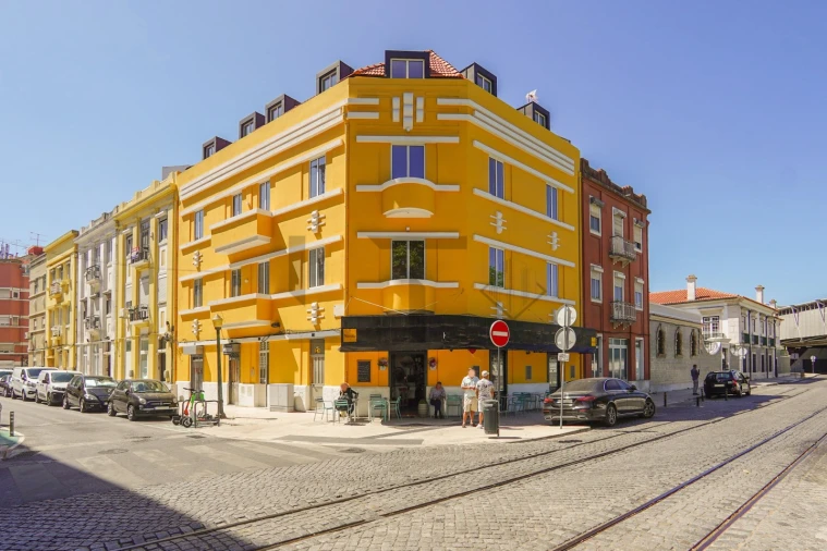 Loja para Arrendamento em São Domingos de Benfica Foto 11