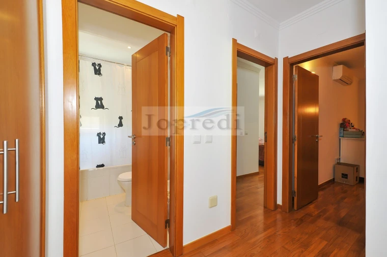 Moradia T4 para Venda em São Domingos de Rana Foto 22