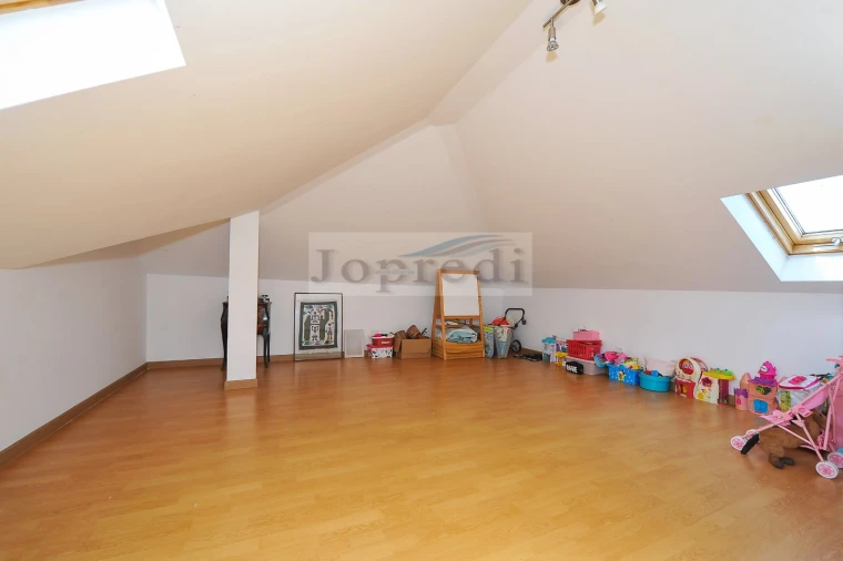 Moradia T4 para Venda em São Domingos de Rana Foto 26