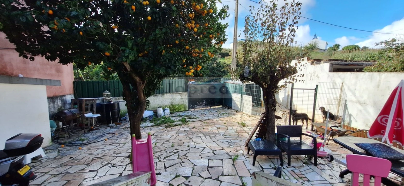 Moradia T2 para Venda em São Domingos de Rana Foto 3