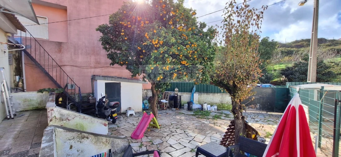 Moradia T2 para Venda em São Domingos de Rana Foto 4