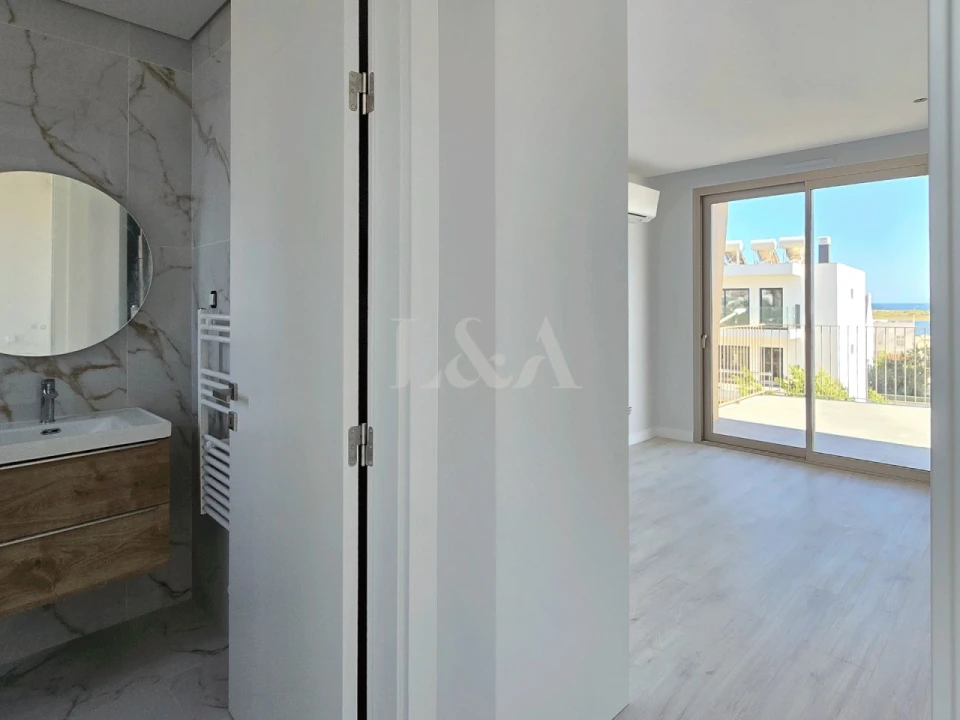 Apartamento T2 para Venda em Conceição e Cabanas de Tavira Foto 11