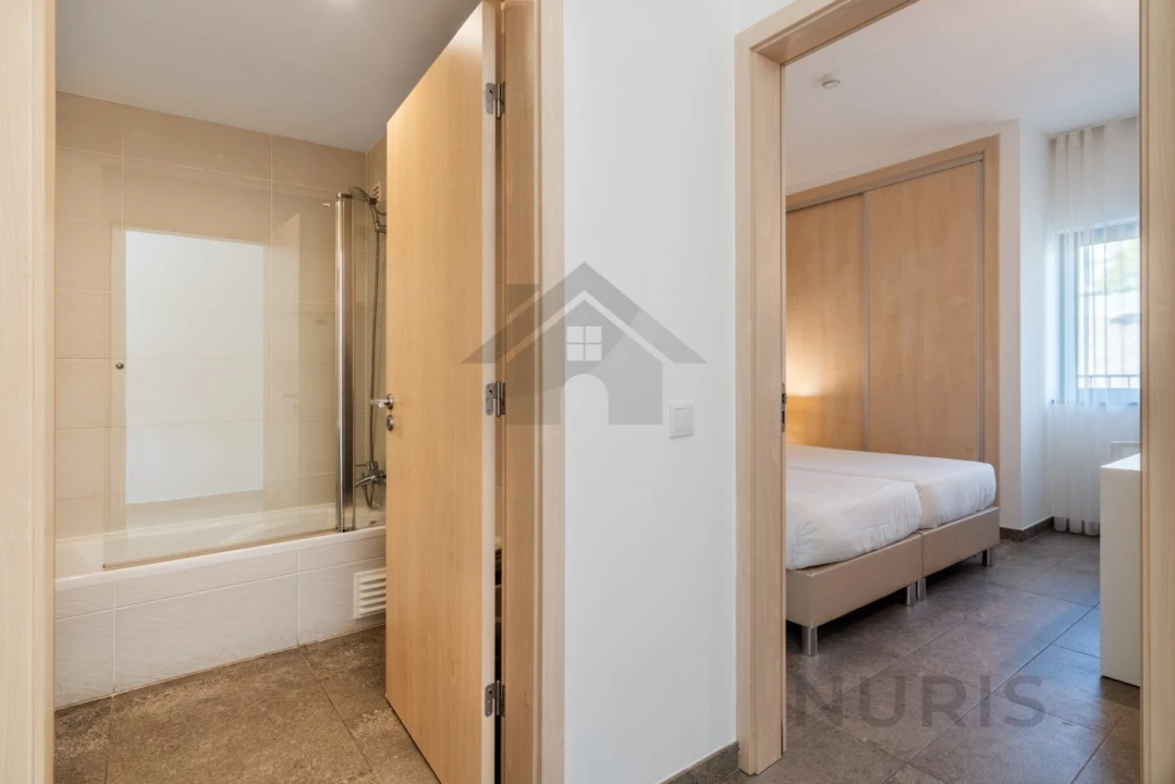 Apartamento T1 para Venda em Mexilhoeira Grande Foto 20