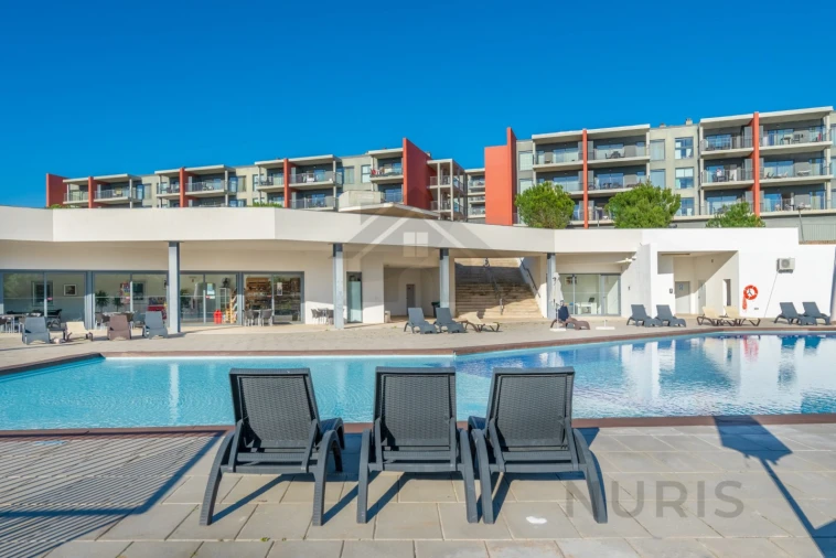 Apartamento T1 para Venda em Mexilhoeira Grande Foto 2