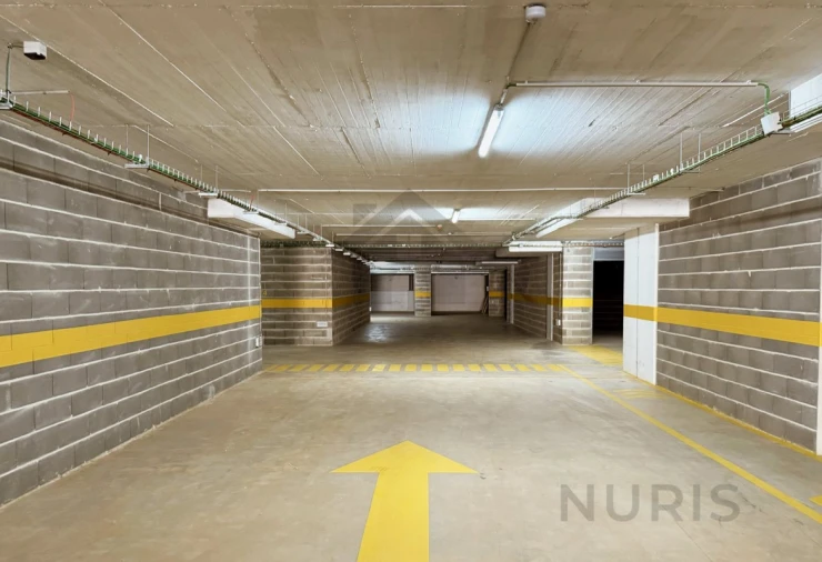 Garagem para Venda em Portimão Foto 4