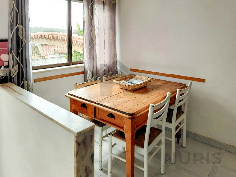 Moradia T1 para Arrendamento em Luz Foto 4