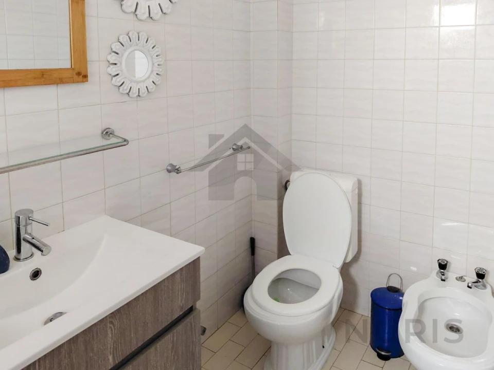 Moradia T1 para Arrendamento em Luz Foto 16