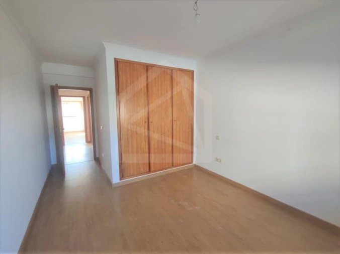 Apartamento T3 para Venda em O. Azeméis, Riba-Ul, Ul, Macinhata Seixa, Madail Foto 8