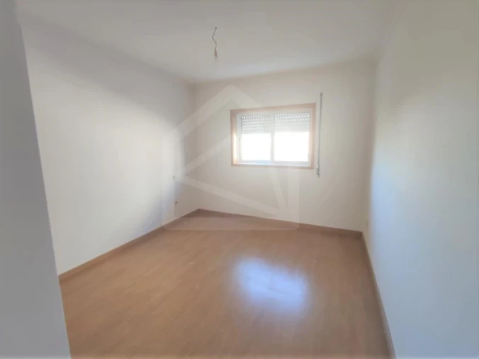 Apartamento T3 para Venda em O. Azeméis, Riba-Ul, Ul, Macinhata Seixa, Madail Foto 16