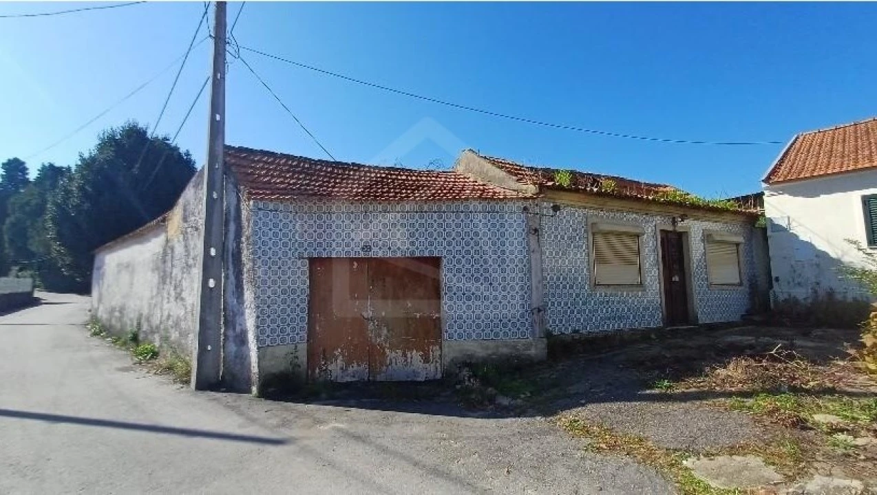 Moradia T3 para Venda em Eixo e Eirol Foto 1