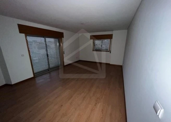 Apartamento T3 para Venda em Bonfim Foto 8