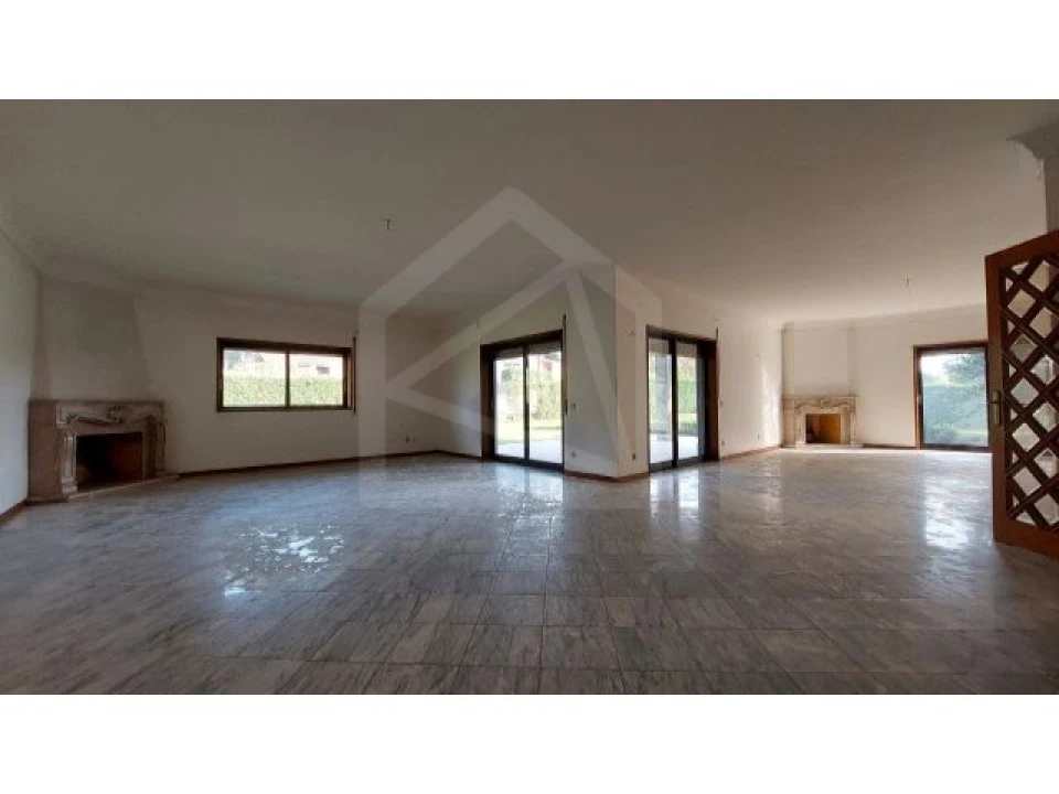 Moradia T5 para Venda em Ruivães e Novais Foto 3