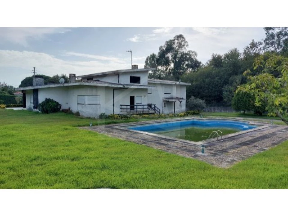 Moradia T5 para Venda em Ruivães e Novais Foto 4