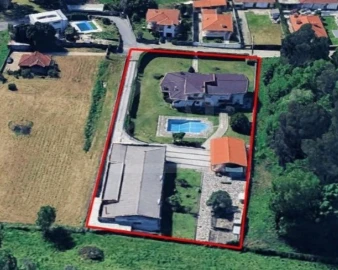 Moradia T5 para Venda em Ruivães e Novais